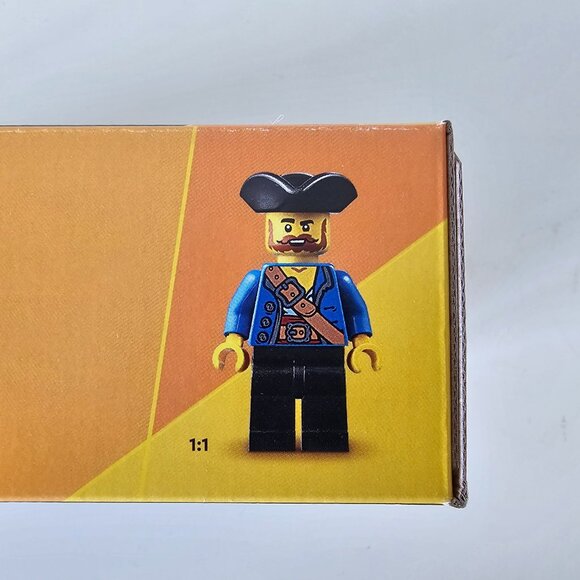 NIB LEGO 40597 Scary Pirate Island 214pcs FACTORY SEALED MINT CONDITION! RETIRED - Picture 5 of 6